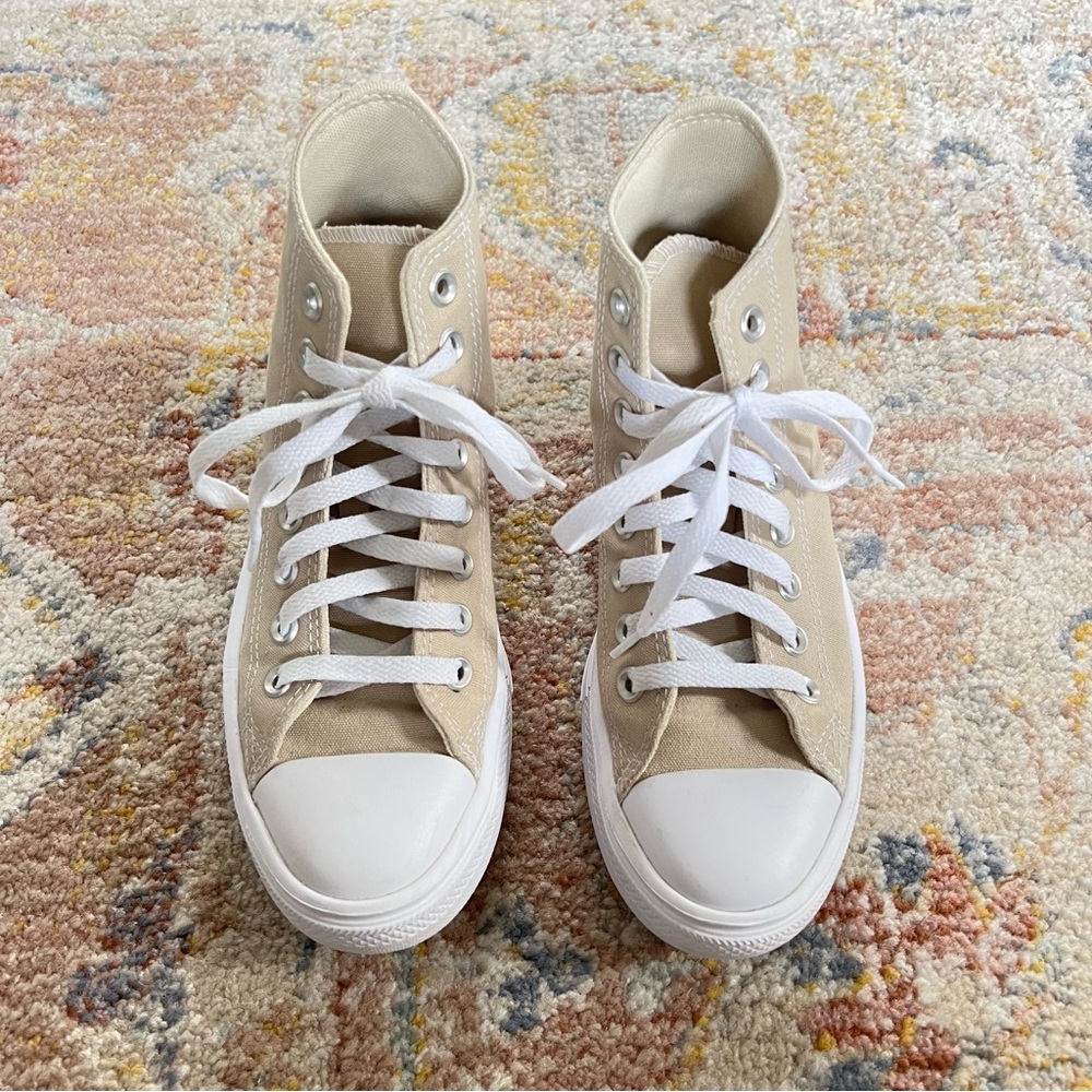 ⭐️CONVERSE ALL STAR PLATFORM - Picture 2 of 8